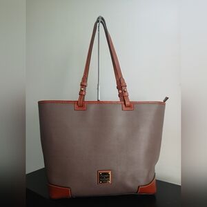 Dooney & Bourke Saffiano Leisure Shopper